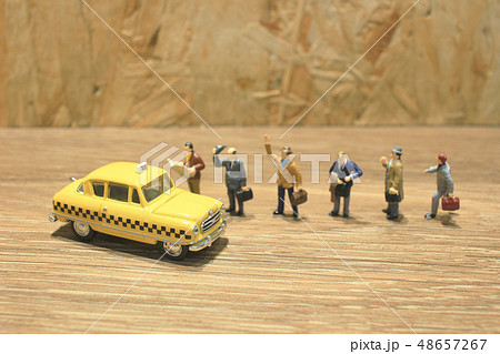 fun of small business figure waiting a taxi fun of small business figure waiting a taxi 48657267
