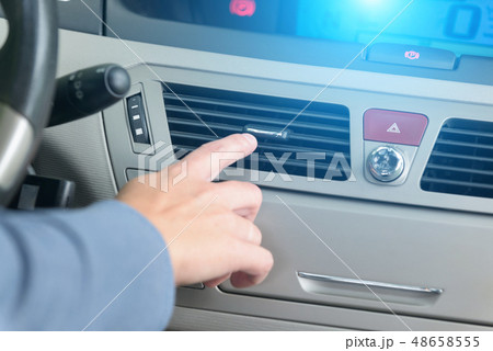 Driver hand tuning air ventilation grille Driver hand tuning air ventilation grille 48658555