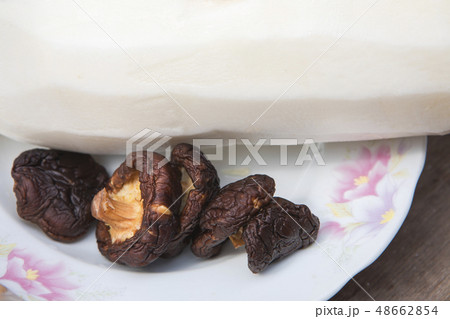 生シイタケ 料理人 コック 48662854