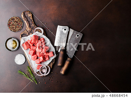 Raw lean diced casserole beef pork steak  48668454