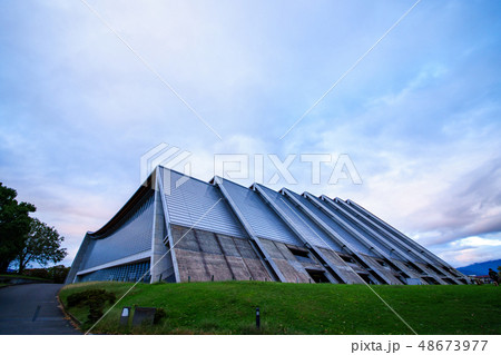 長野市オリンピック記念アリーナ エムウェーブ 夕景 長野市オリンピック記念アリーナ エムウェーブ 夕景 48673977