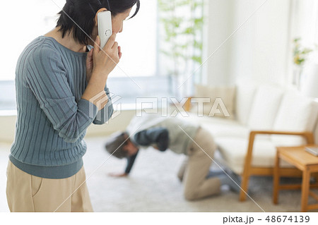 シニア男性　病気 48674139