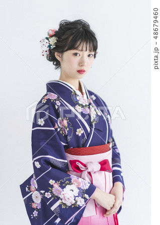 袴の女性 袴の女性 48679460
