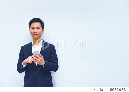 [日本人] キャッシュレス決済のイメージ 48682028