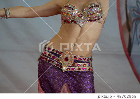 Oriental belly dancer beutiful move 48702958