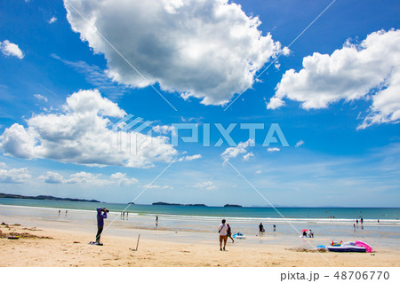 海水浴場 夏のビーチ 鹿児島県の脇本海水浴場の写真素材