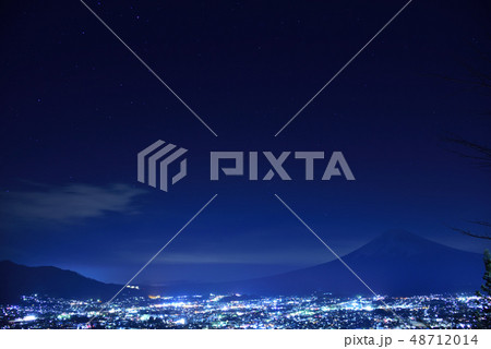 【富士山】　夜景　冬の街　静岡　新倉山浅間公園　星空 48712014