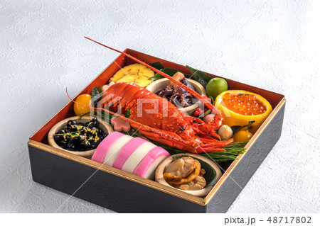 代表的な日本料理 折詰 Japanese food set(osechi) 代表的な日本料理 折詰 Japanese food set(osechi) 48717802