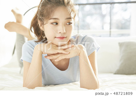 女性 ビューティー 女性 ビューティー 48721809