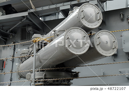 護衛艦むらさめの3連装短魚雷発射管 48722107