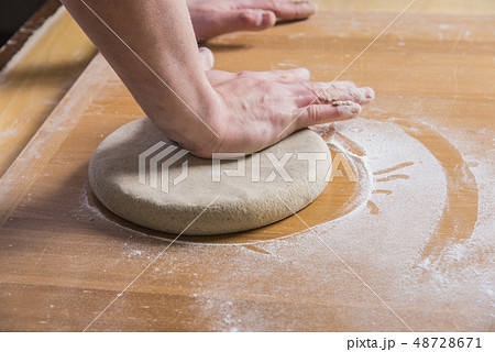 手打ちそば打ち 48728671