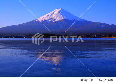 河口湖からの青空快晴の富士山 2019/03/09 河口湖からの青空快晴の富士山 2019/03/09 48734986