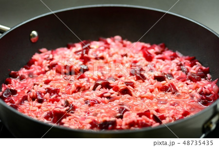 Beetroot Risotto in Pan Close-up Beetroot Risotto in Pan Close-up 48735435