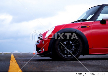 MINI COOPER!! 48738027