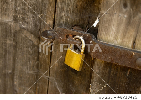 Locked gate 48738425