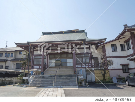 光蓮寺の本堂(福岡県太宰府市) 光蓮寺の本堂(福岡県太宰府市) 48739468