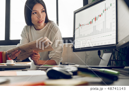 Indicators of the currency market in the newspaper Indicators of the currency market in the newspaper 48741143