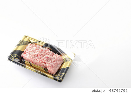 マグロ　まぐろ　鮪　たたき 48742792