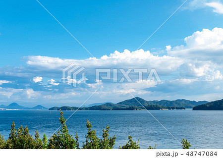 青空と夏の海 瀬戸内海の写真素材 青空と夏の海 瀬戸内海の写真素材