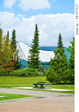 Recreation area close by to sport event place 48747527