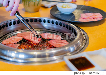 焼肉イメージ 48750766