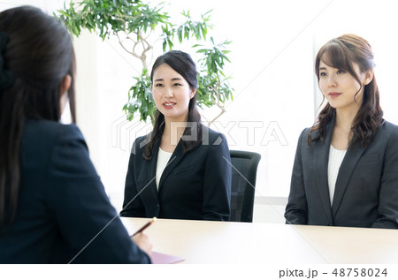 グループ面接 48758024