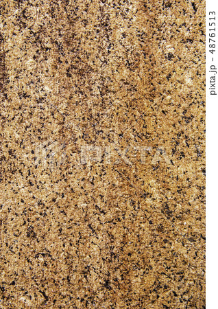 赤い石の断面 48761513