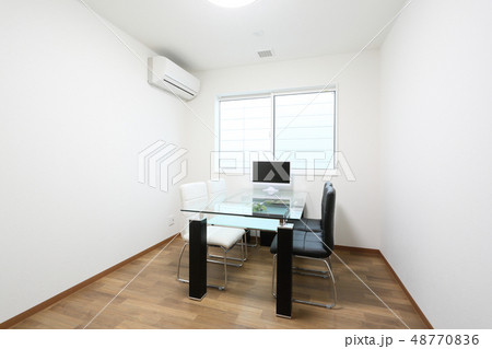 来客室 打合室 会議室 オフィス イメージ 48770836