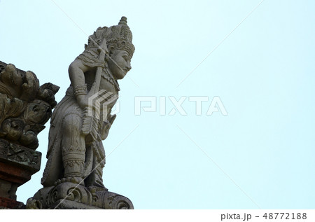 Statue in Pura Taman Ayun Statue in Pura Taman Ayun 48772188