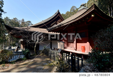 長命寺 護摩堂と本堂 長命寺 護摩堂と本堂 48780804