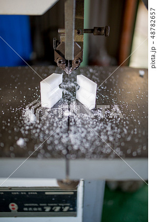 コンタマシーンで切断 48782657