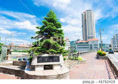 武庫川と宝塚大劇場 48783429