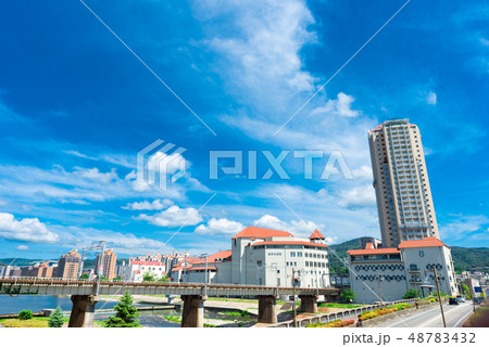 武庫川と宝塚大劇場 48783432