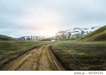 Road to Landmanalaugar on highlands of Iceland. 48784191