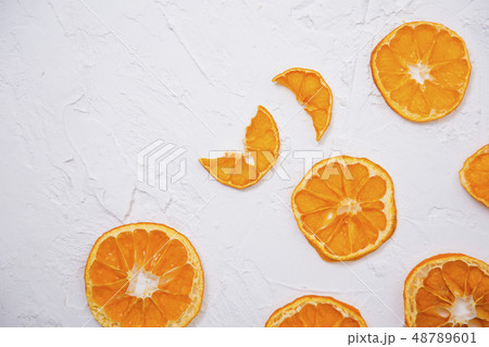 Collections of fresh Tangerines. tangerine slices, juice with leaves. Fruit composition. 050 48789601