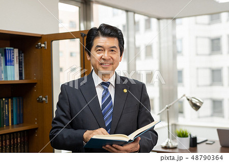 弁護士イメージ 48790364
