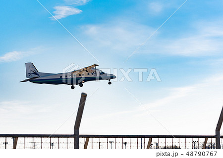 プロペラ機 プロペラ機 48790767
