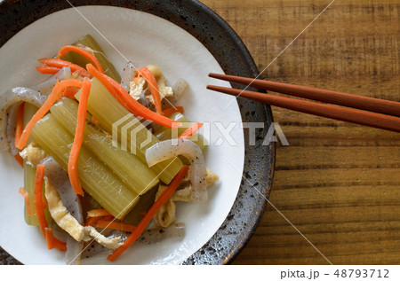 ふきの煮物 48793712