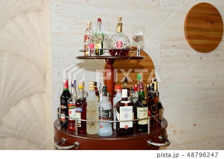 The lounge area with alcohol drinks  48796247