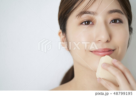 女性　ビューティーイメージ 48799195