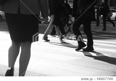 大都会(東京)の雑踏の画像 大都会(東京)の雑踏の画像 48807766