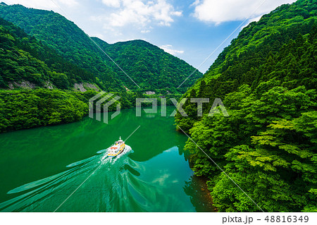 庄川峡と観光船 48816349