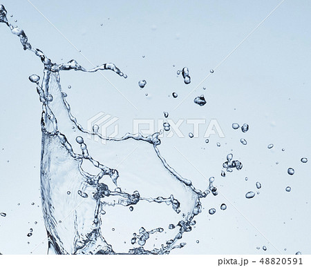 水しぶき 48820591