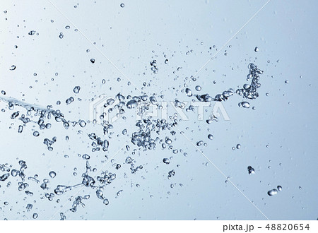 水しぶき 48820654