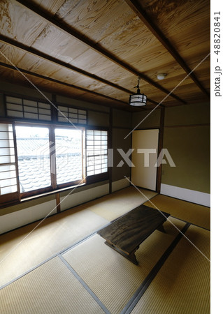 昭和レトロの住居内部 48820841