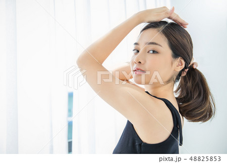 女性　ビューティー 48825853