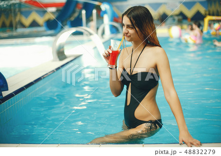 girl in a pool 48832279