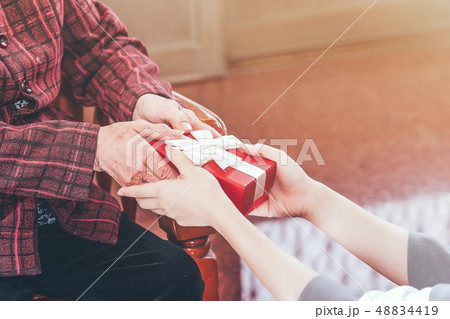 ギフト 贈答品 贈り物 48834419