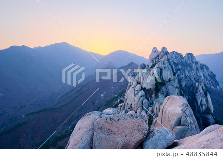 View from Ulsanbawi rock peak on sunset. Seoraksan National Park, South Corea View from Ulsanbawi rock peak on sunset. Seoraksan National Park, South Corea 48835844