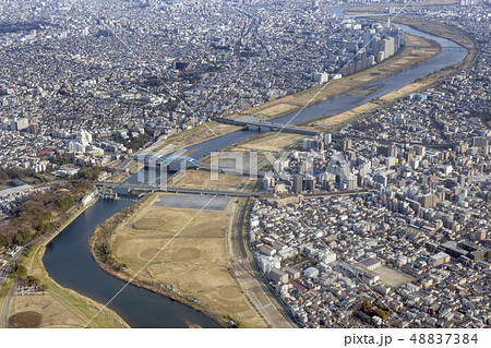 中原街道の丸子橋付近を空撮 48837384